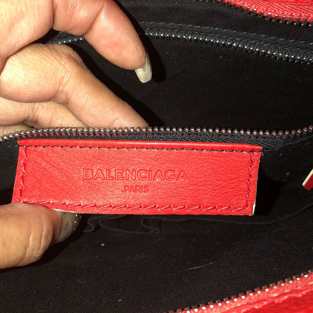Preloved red hot balenciaga set - Picture 3 of 4